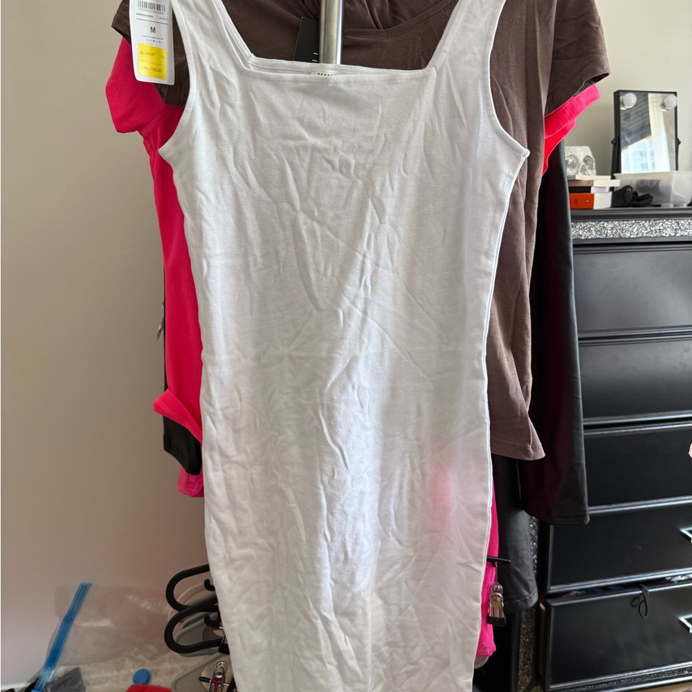 White Sleeveless Cotton Dress